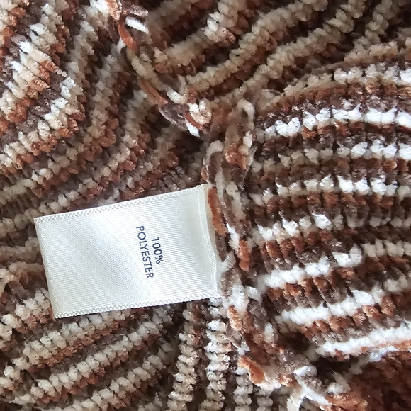 BKE Women's Cardigan - Brown, Rust and Cream. Size Medium - Picture 8 of 8